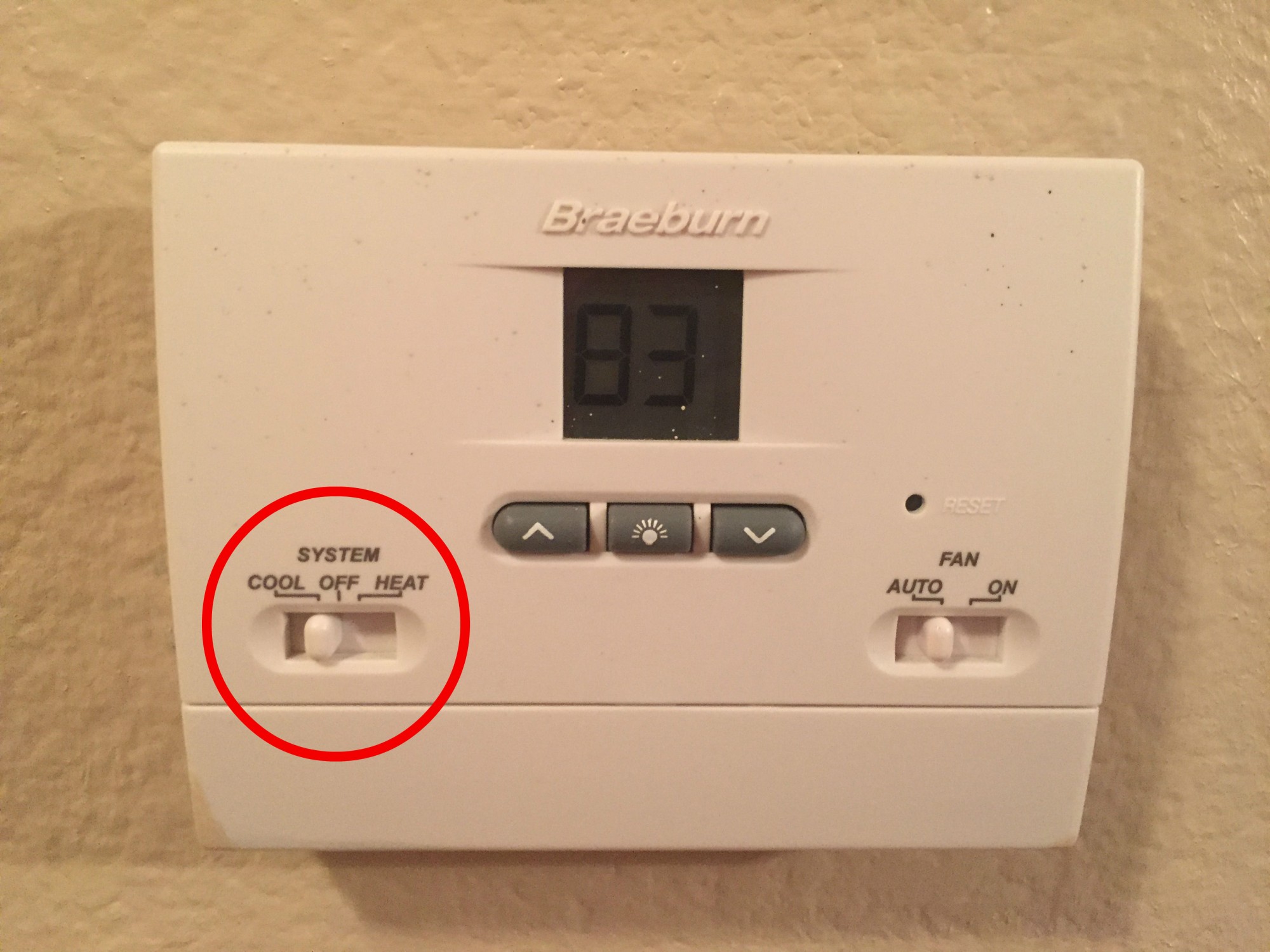 thermostat picture showing cool vs heat setting